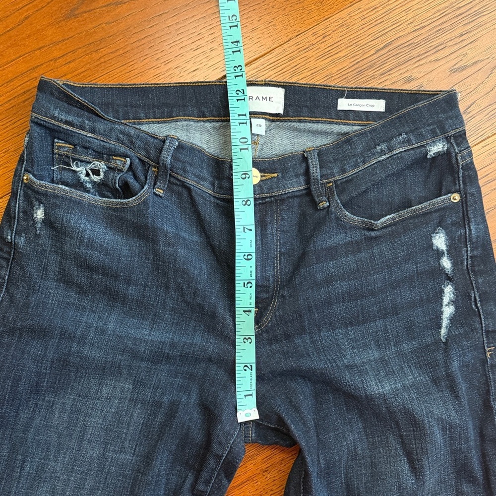 Frame Le Garçon Crop Boyfriend Jeans in Covant Dark Wash Size | 29 - Picture 9 of 10
